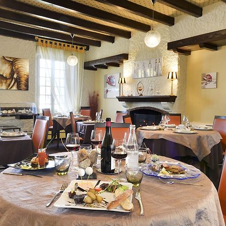 Logis Hotels Restaurant Le Dauphin Сальбрі Екстер'єр фото